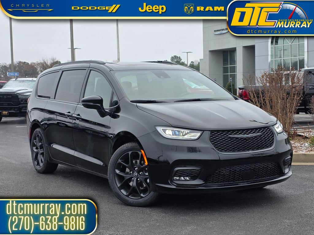 New 2026 Chrysler Pacifica Limited