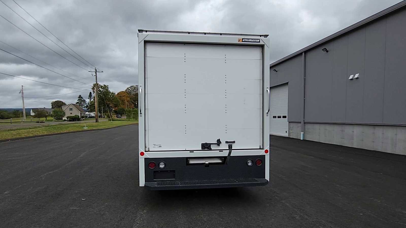 New 2025 Ford E-350 and Econoline 350 Super Duty w/ Power Equipment Group image 7