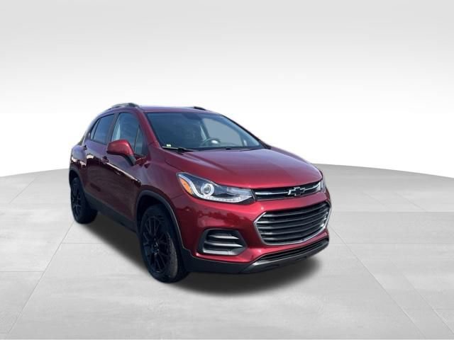 Used 2021 Chevrolet Trax LT w/ Premium Seat Package AWD/4WD image 7