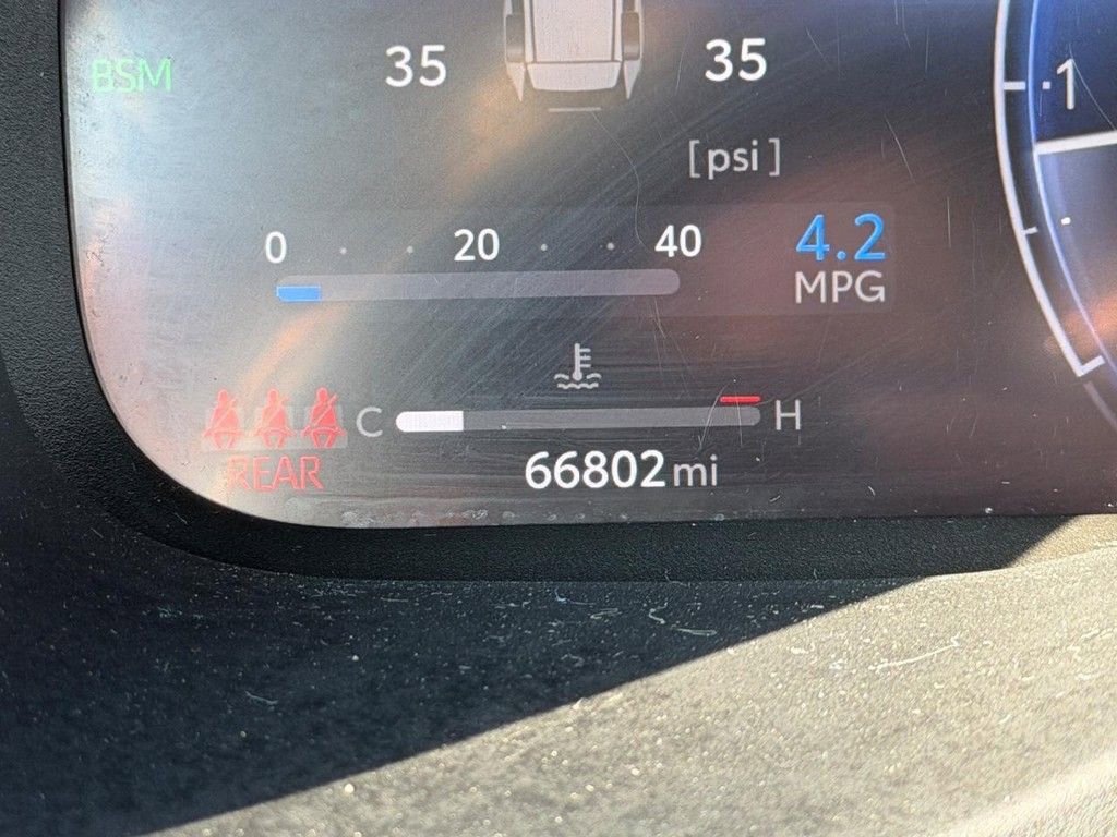 Used 2023 Toyota RAV4 Limited image 23