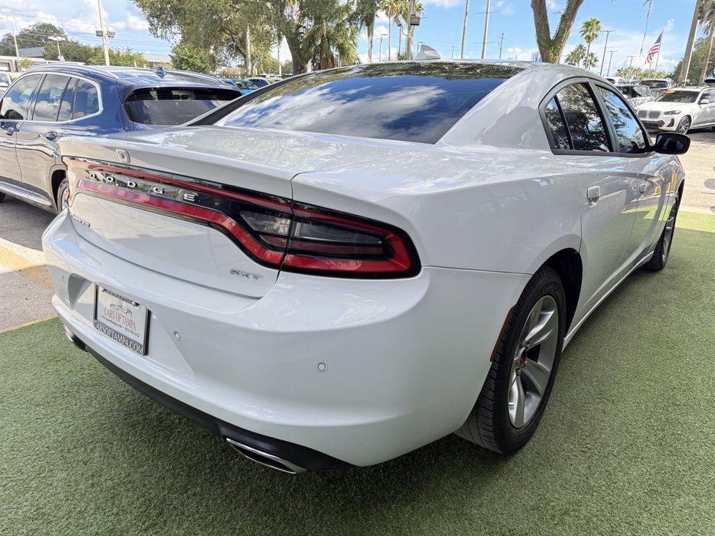 Used 2018 Dodge Charger SXT Plus RWD image 6