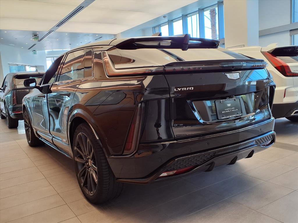 New 2026 Cadillac Lyriq V image 9