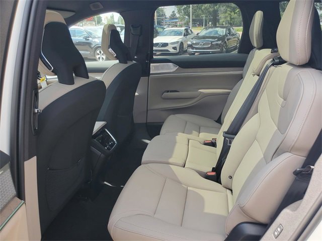 New 2025 Volvo EX90 Ultra image 23