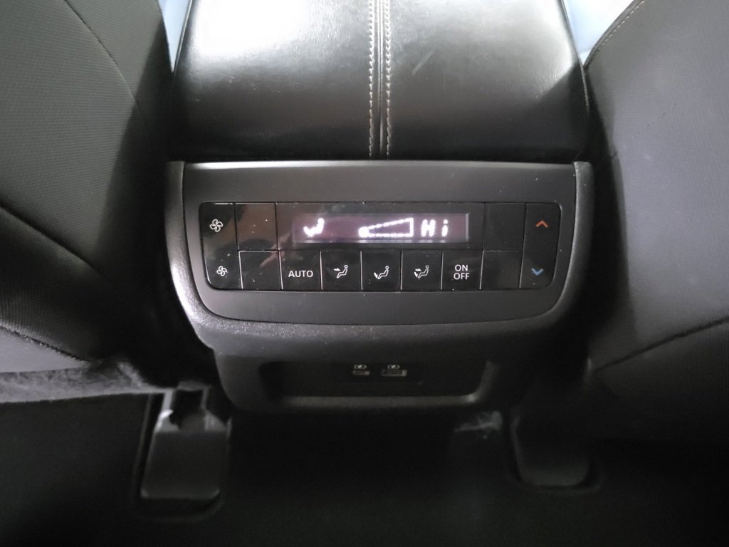 Used 2022 Nissan Pathfinder S image 14