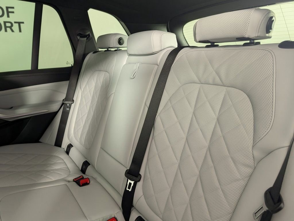 New 2026 BMW X5 xDrive50e image 15
