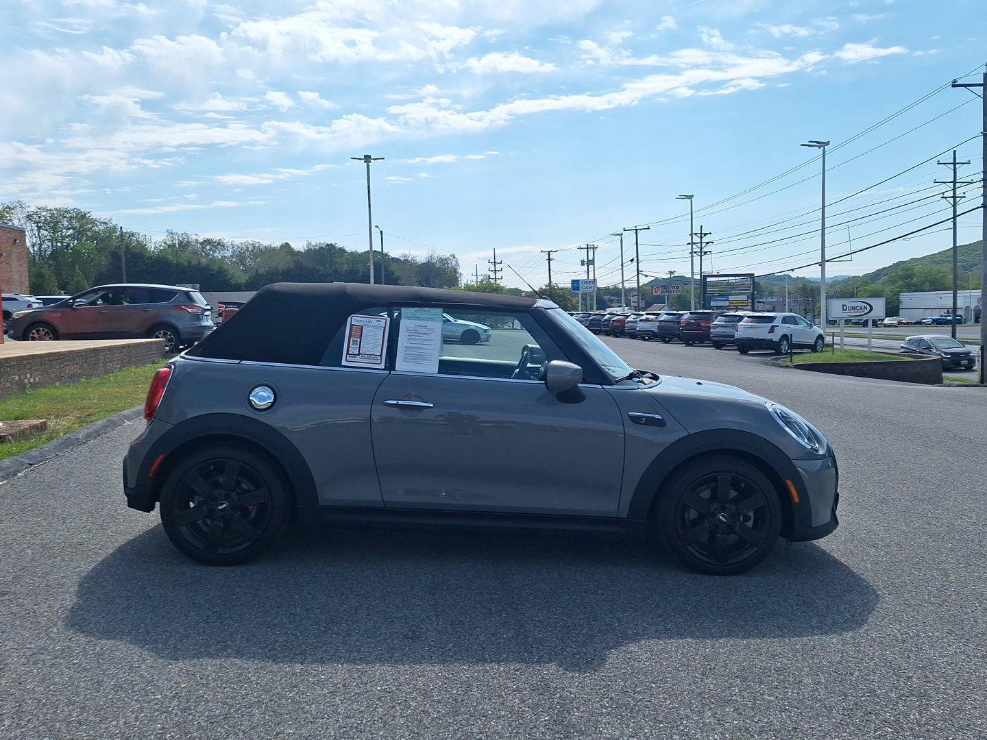 Used 2023 MINI Cooper S FWD image 3