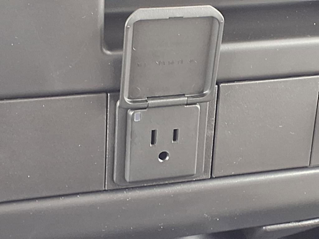 New 2025 Chevrolet Express 2500 Work Van w/ Driver Convenience Package image 20