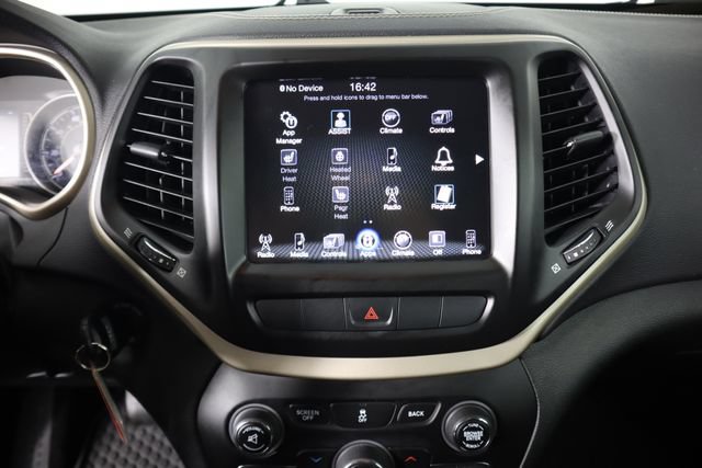 Used 2014 Jeep Cherokee Latitude w/ Cold Weather Group AWD/4WD image 43
