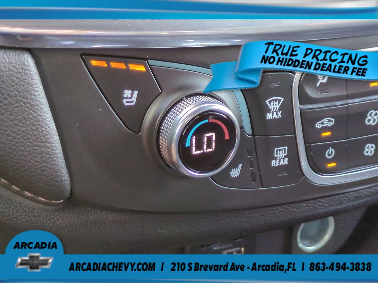 Used 2023 Chevrolet Traverse High Country FWD image 24