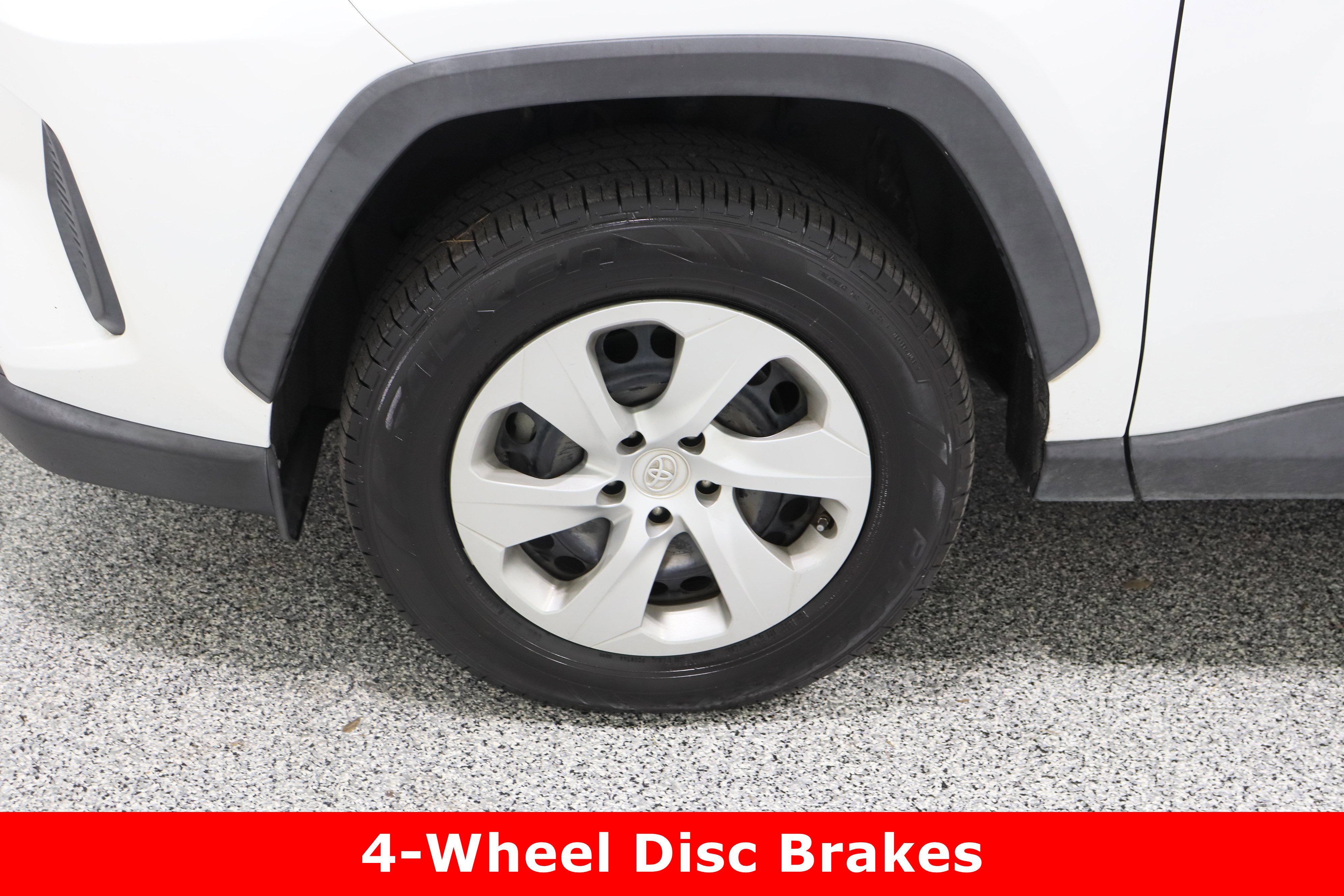 Used 2021 Toyota RAV4 LE w/ Carpet Mat Package (TMS) image 11