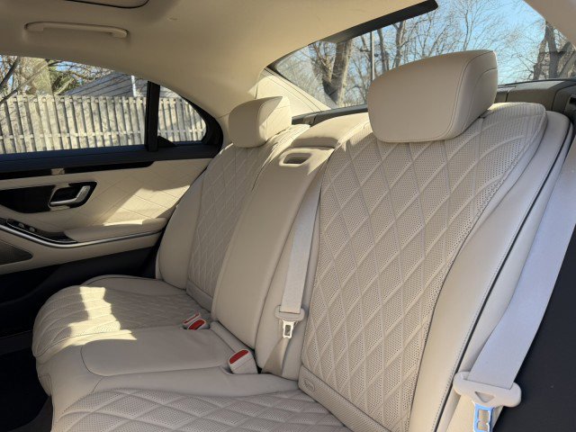 Used 2022 Mercedes-Benz S 500 4MATIC image 21