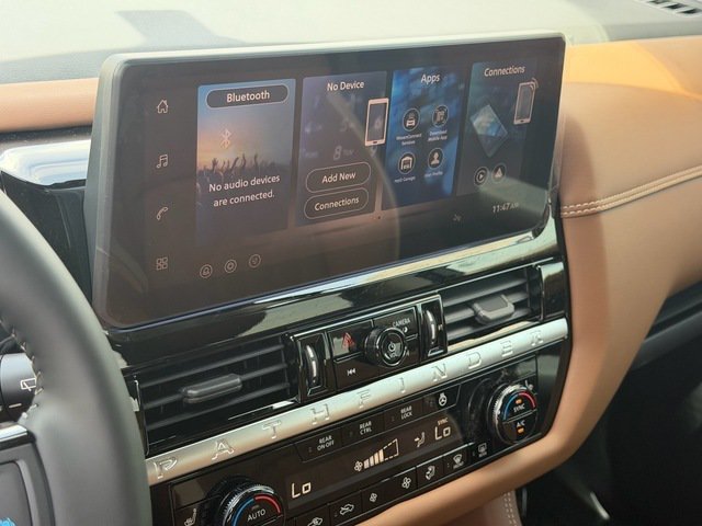 New 2026 Nissan Pathfinder Platinum w/ Cargo Package AWD/4WD image 24