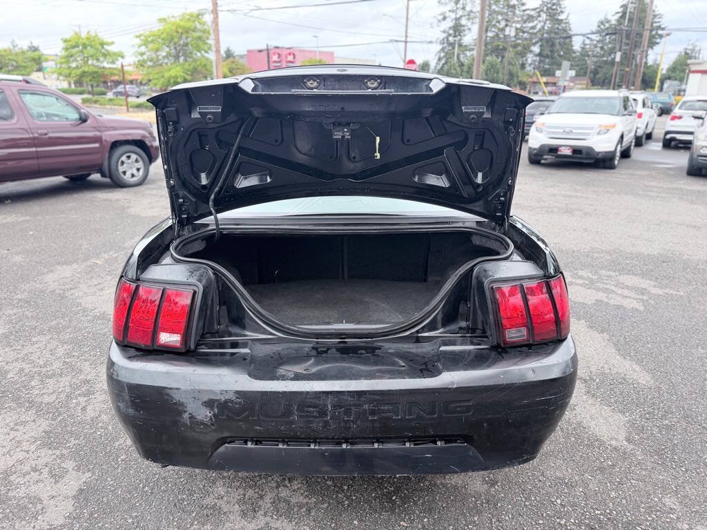 Used 2000 Ford Mustang Coupe RWD image 8
