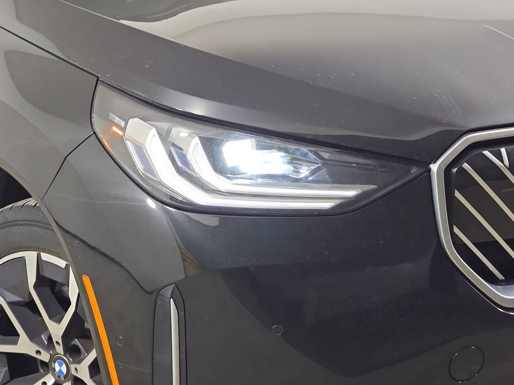 Certified 2025 BMW X3 xDrive30i w/ Convenience Package image 32