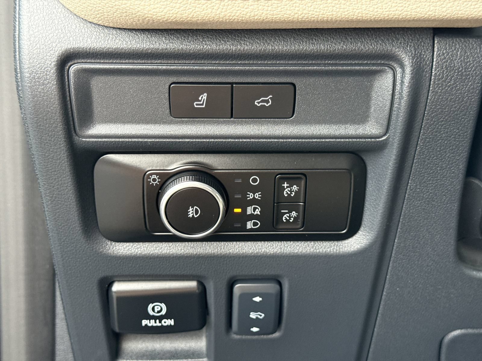Certified 2024 Ford Expedition Max Limited RWD image 34