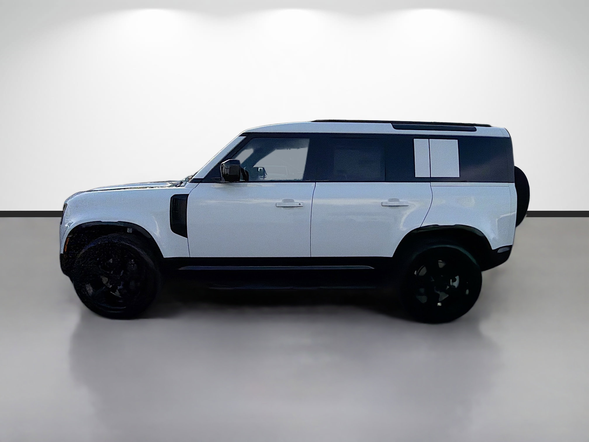 New 2026 Land Rover Defender 110 X-Dynamic SE AWD/4WD image 2