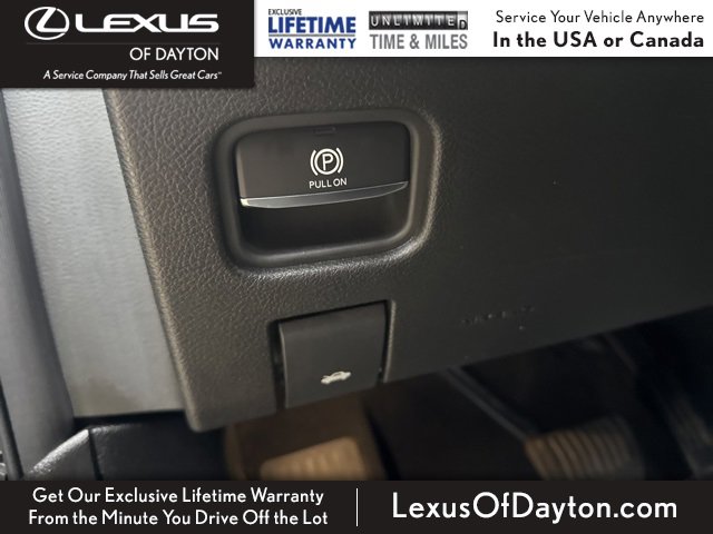 Used 2023 Jeep Grand Cherokee L Laredo image 13