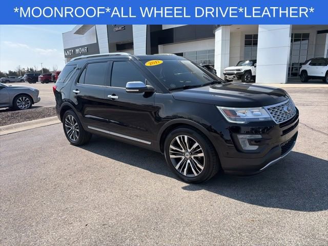Used 2017 Ford Explorer Platinum image 2