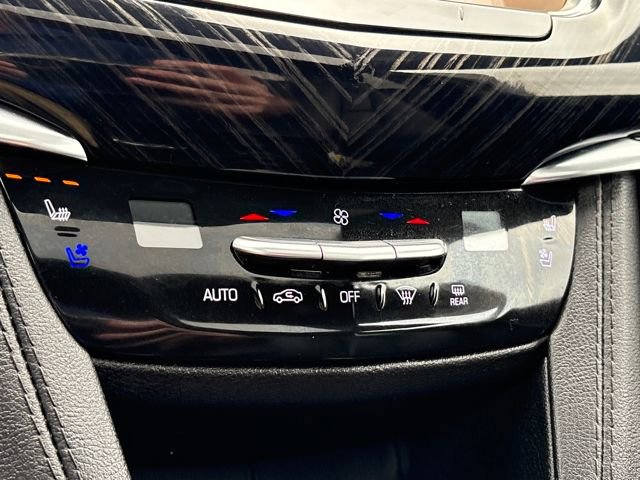 Used 2024 Cadillac XT6 Premium Luxury w/ Technology Package image 19