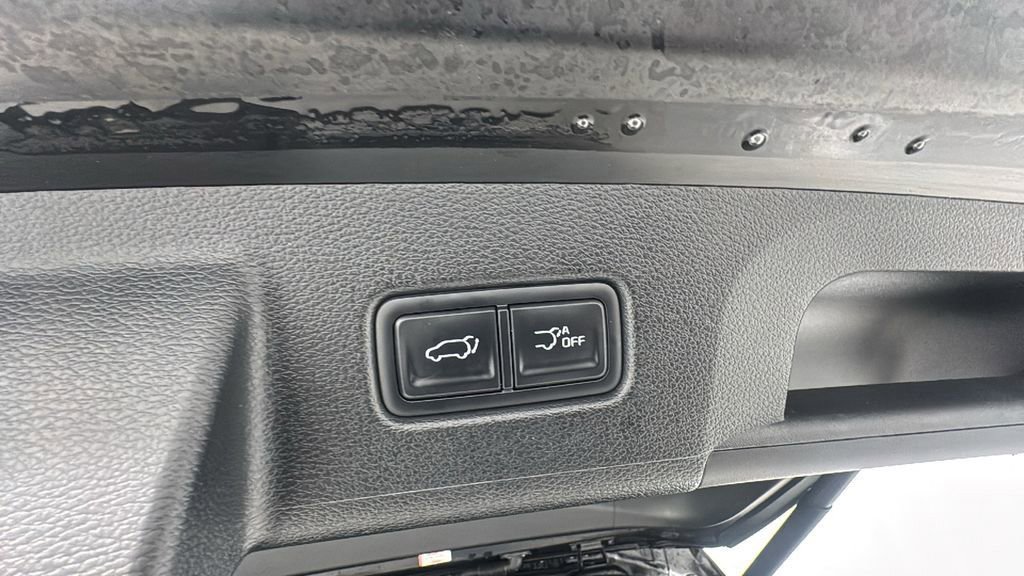 Used 2025 Kia Telluride S image 17