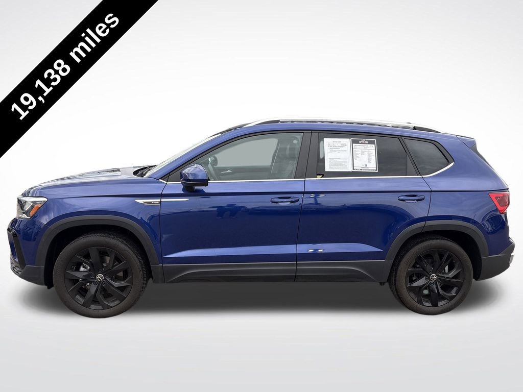 Used 2023 Volkswagen Taos SE image 3