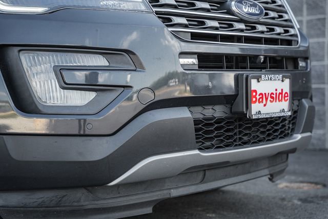 Used 2017 Ford Explorer Limited AWD/4WD image 19