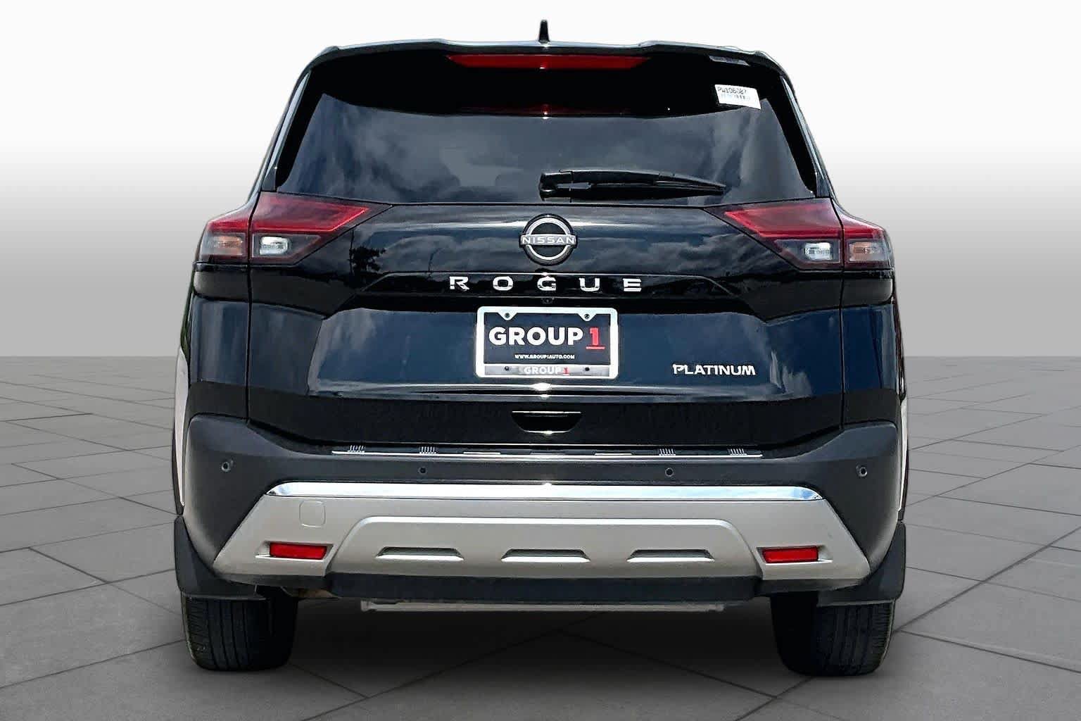 Used 2023 Nissan Rogue Platinum FWD image 5