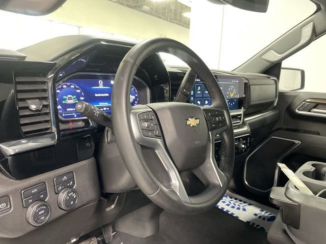 Used 2023 Chevrolet Silverado 1500 LT image 14