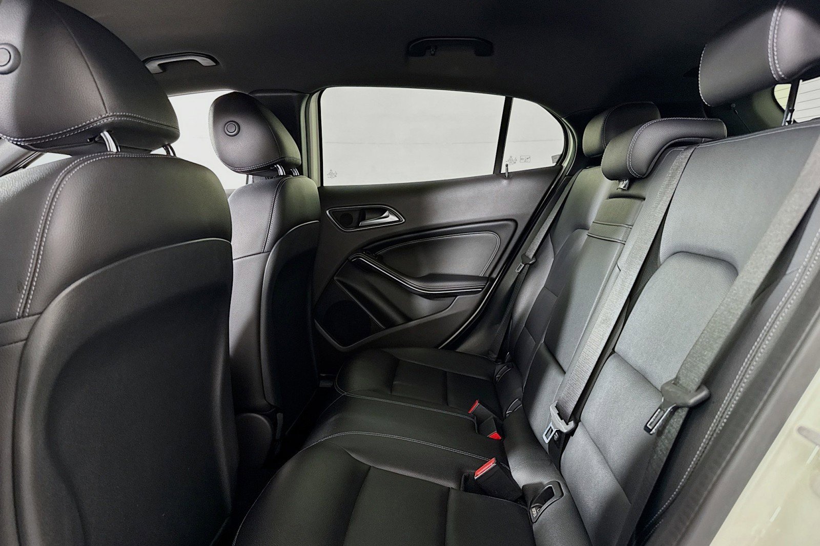 Used 2018 Mercedes-Benz GLA 250 image 7