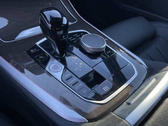 Used 2022 BMW X5 xDrive40i AWD/4WD image 19