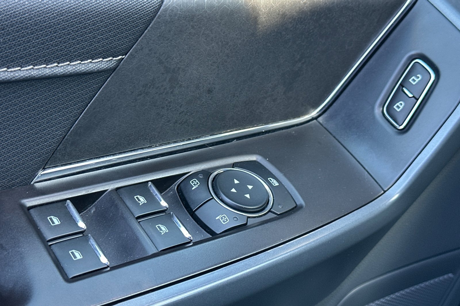 Used 2024 Ford F150 XLT w/ Equipment Group 302A MID image 12