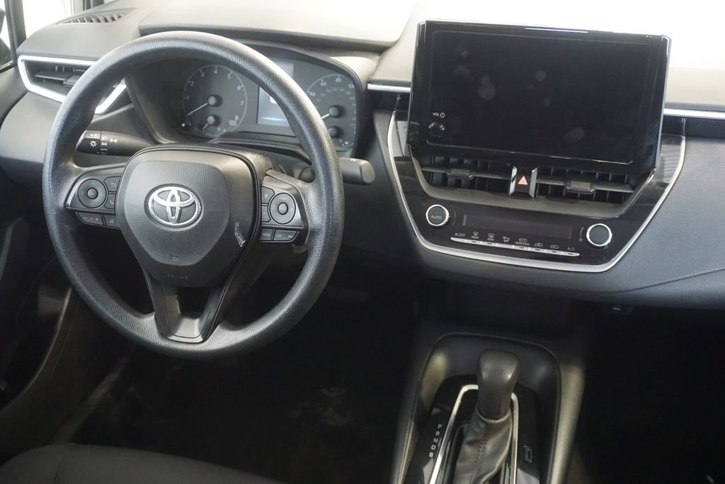 Used 2024 Toyota Corolla LE FWD image 24