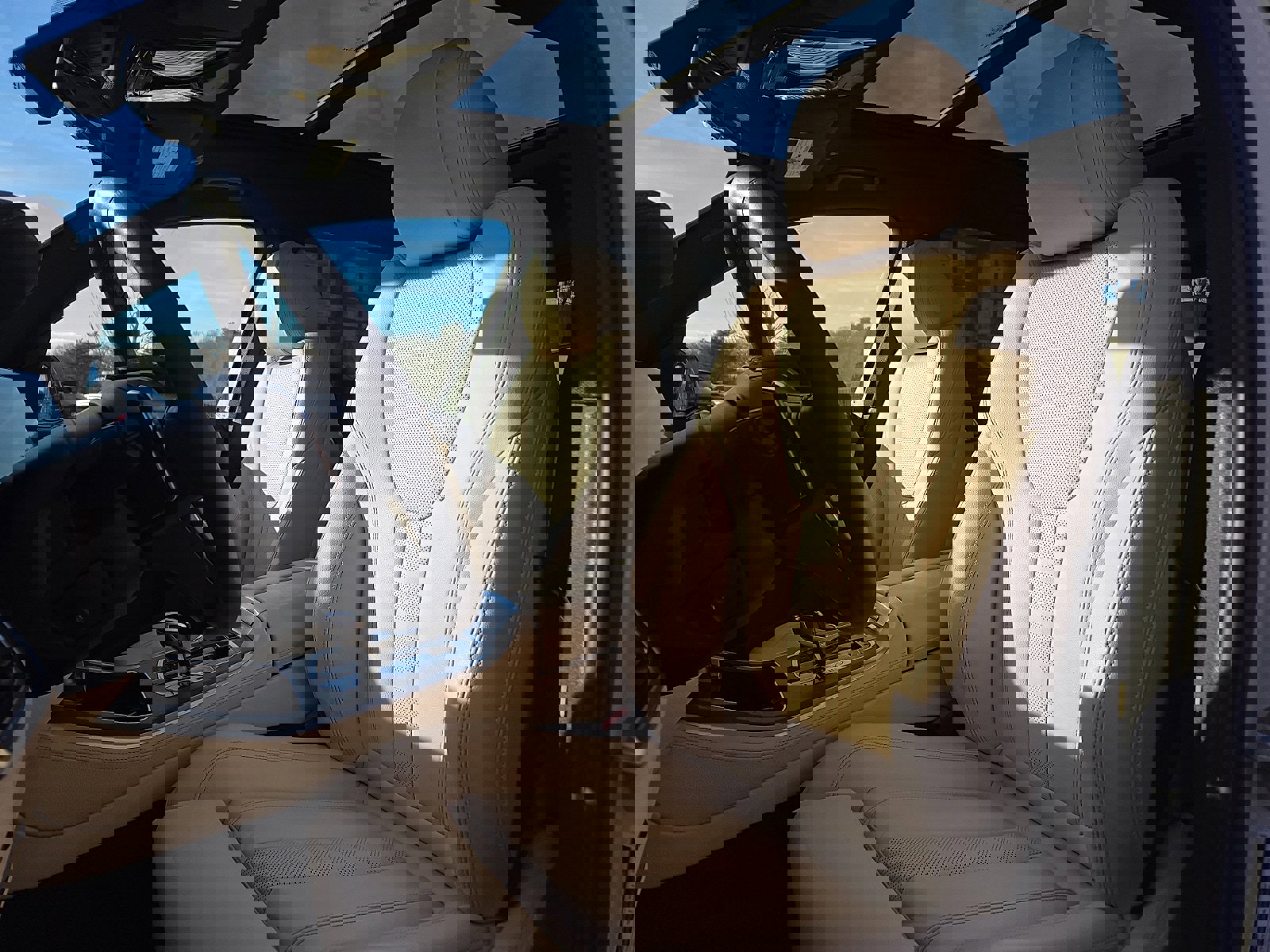 Used 2022 BMW X5 xDrive40i w/ Premium Package image 14