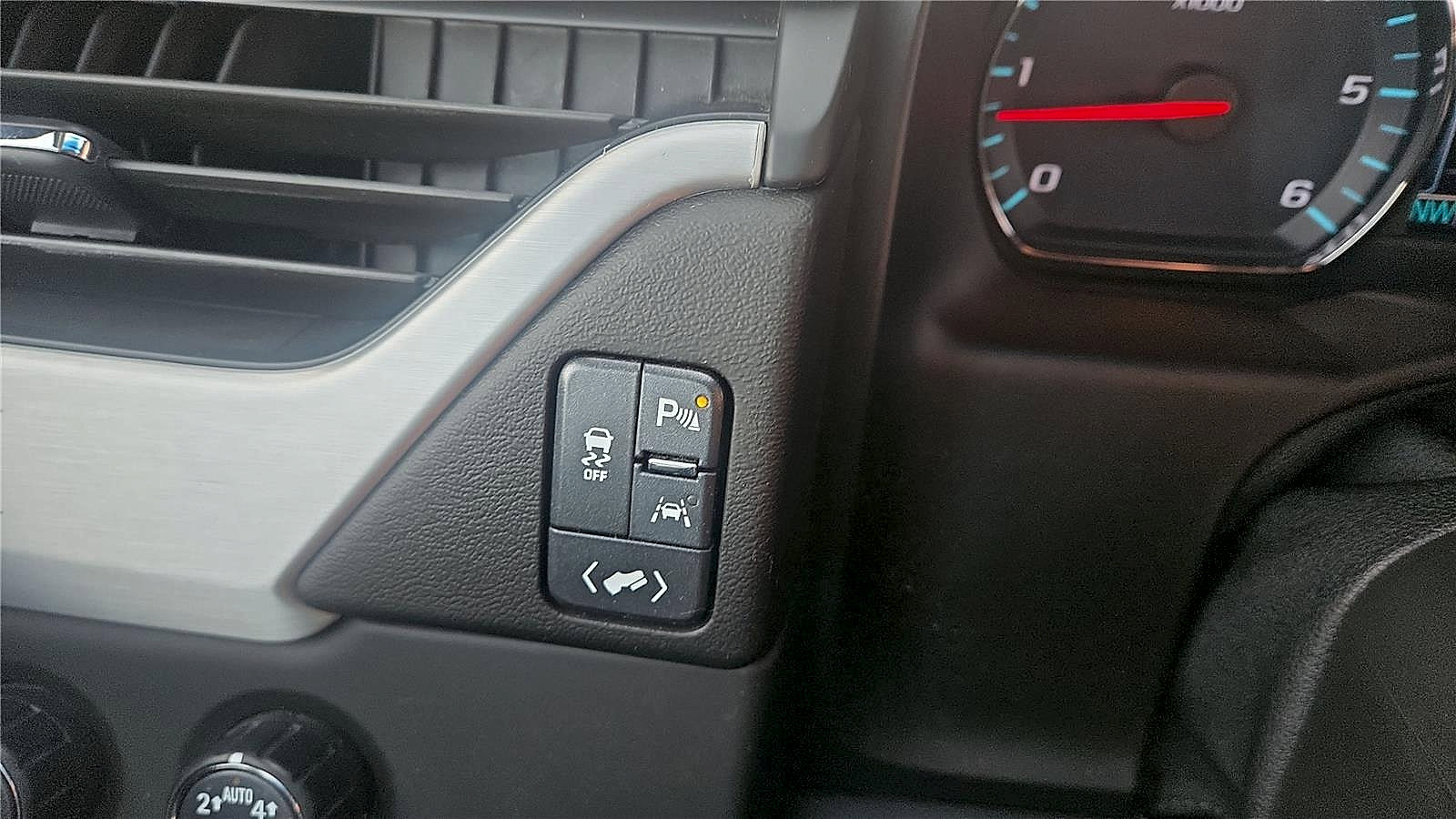 Used 2019 GMC Yukon SLT AWD/4WD image 41