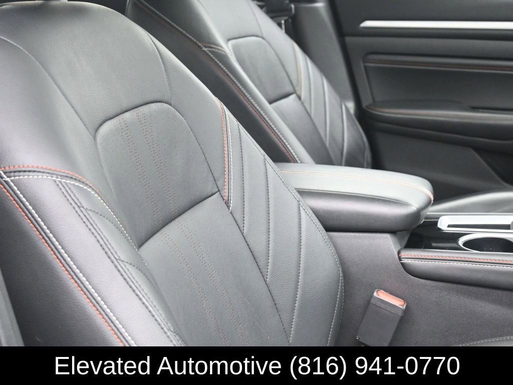 Used 2023 Nissan Altima 2.5 SR w/ SR Premium Package image 8