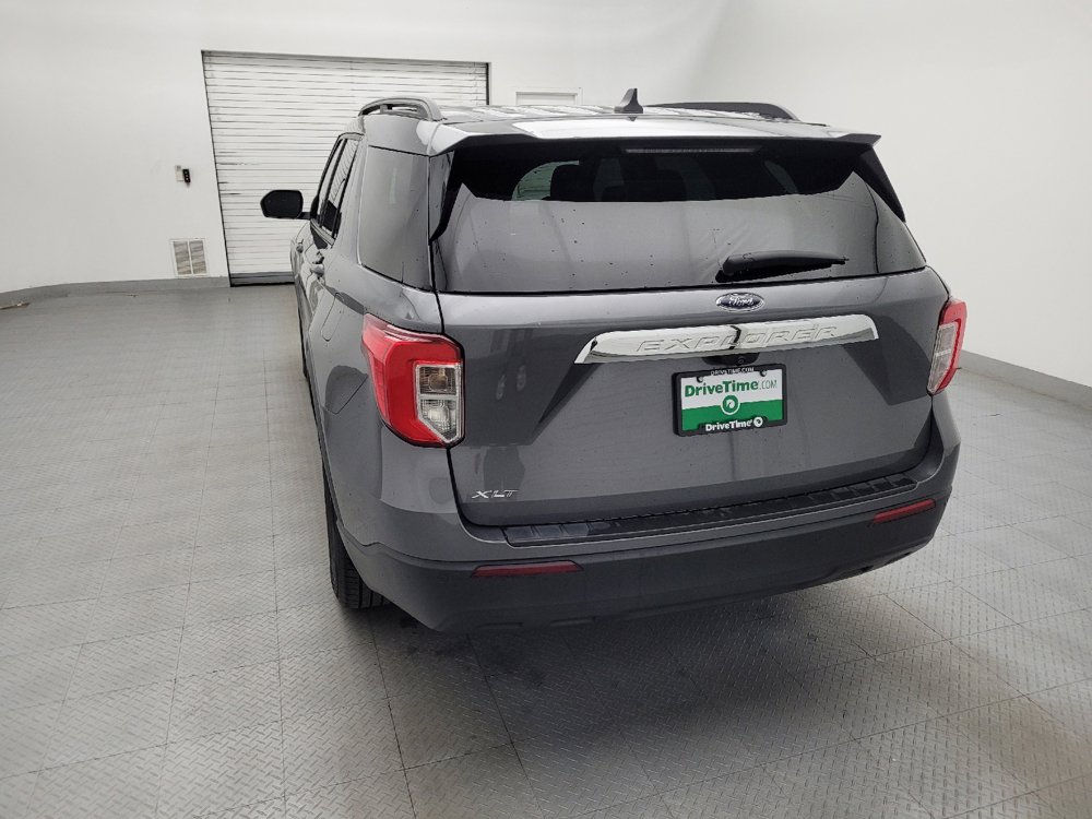 Used 2022 Ford Explorer XLT RWD image 6