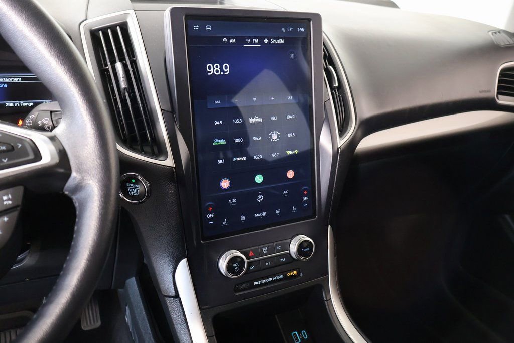 Used 2024 Ford Edge SEL image 5