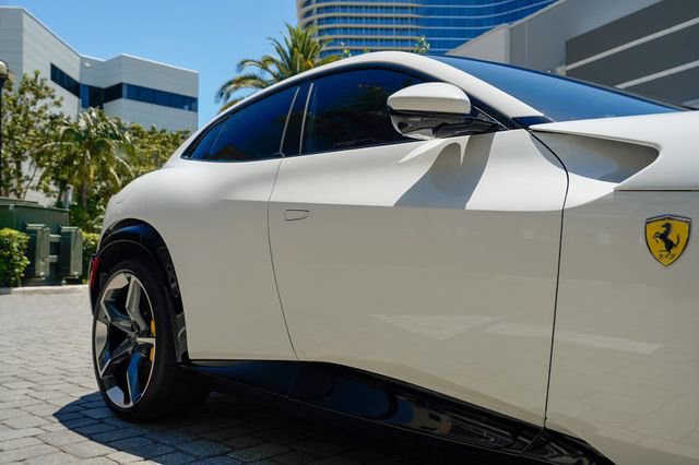 Used 2026 Ferrari Purosangue AWD/4WD image 37