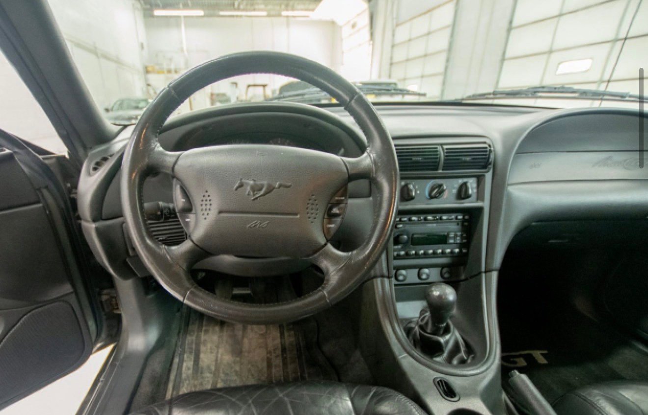 Used 2002 Ford Mustang GT RWD image 5