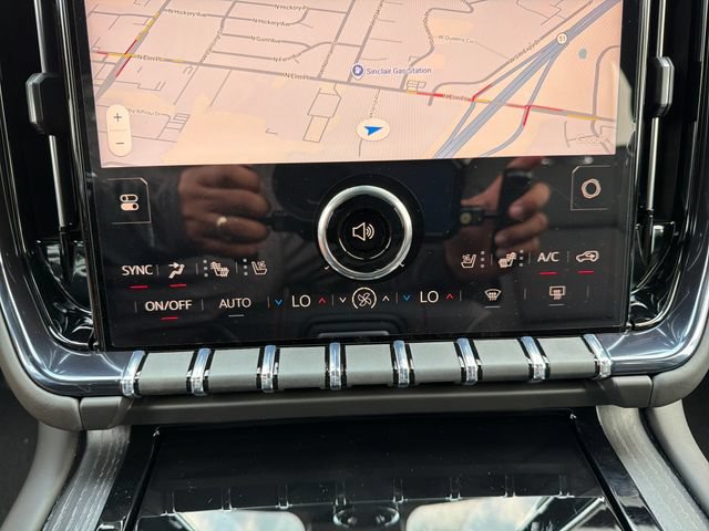 New 2026 GMC Yukon XL AT4 Ultimate AWD/4WD image 13