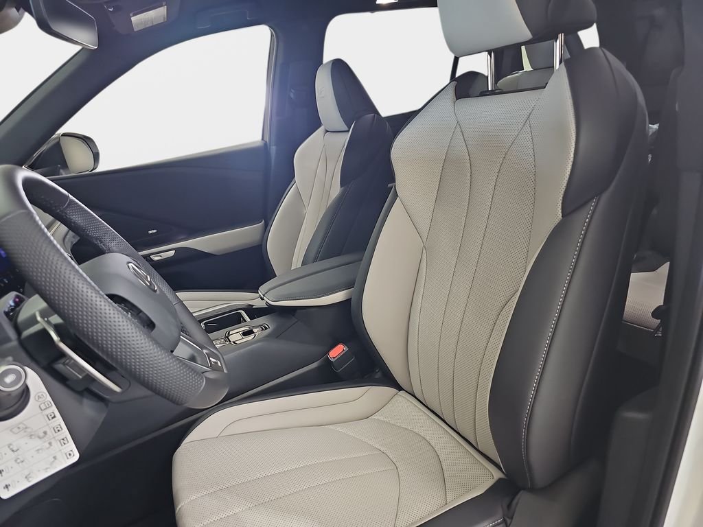 New 2026 Lexus TX 500h AWD w/ Technology Package image 15