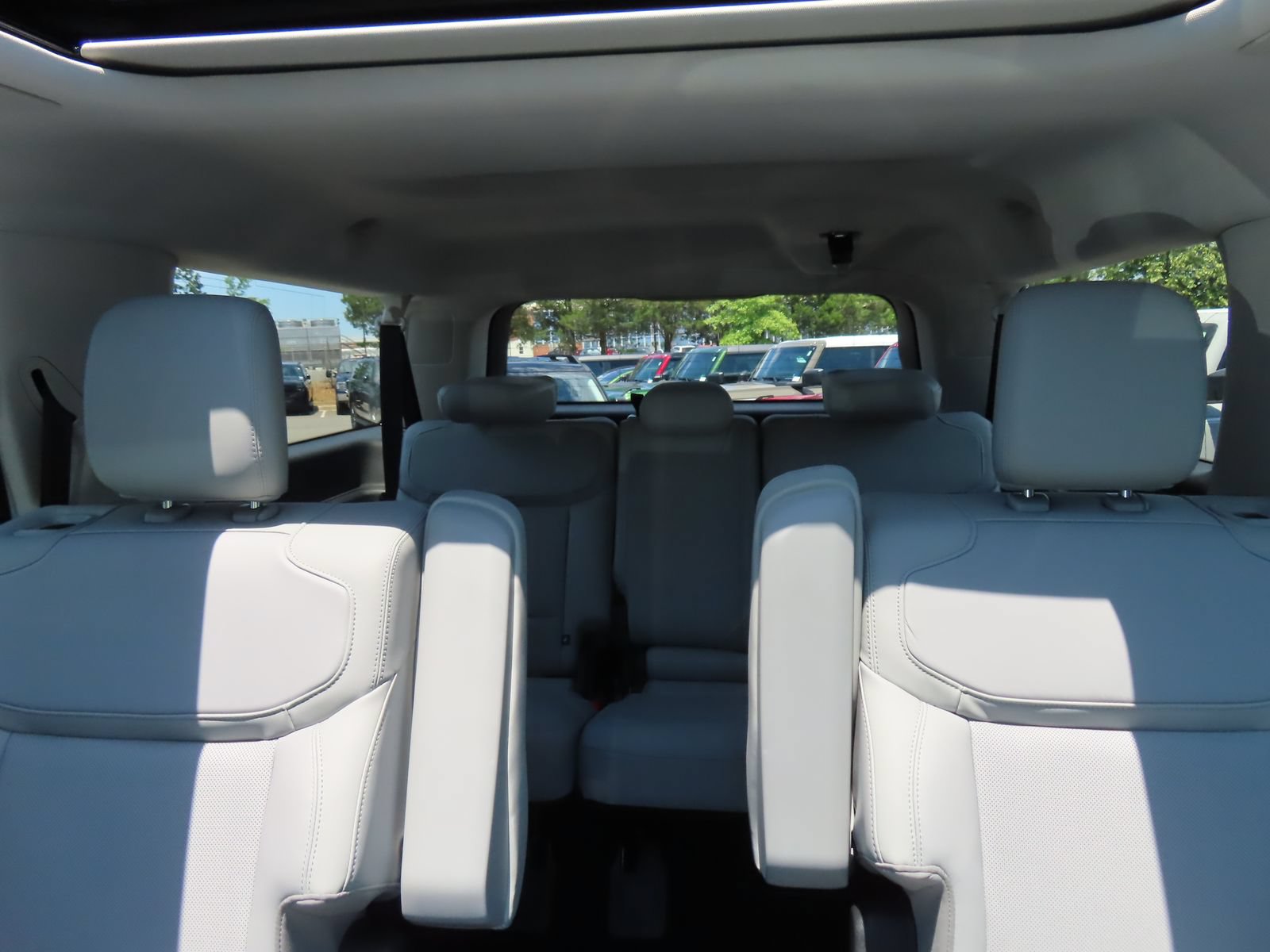 New 2026 Ford Expedition Max Platinum w/ Driver's Package AWD/4WD image 22