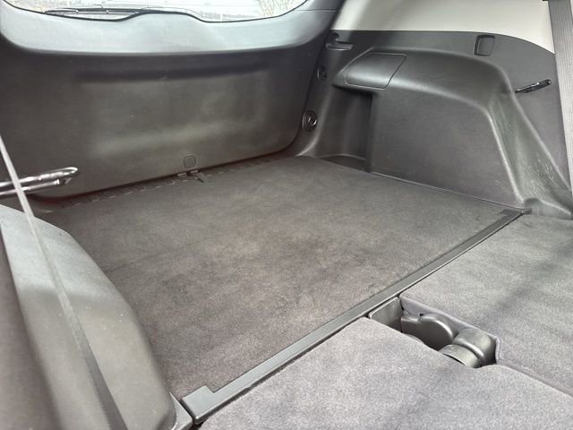 Used 2023 GMC Terrain SLE w/ Driver Convenience Package image 44