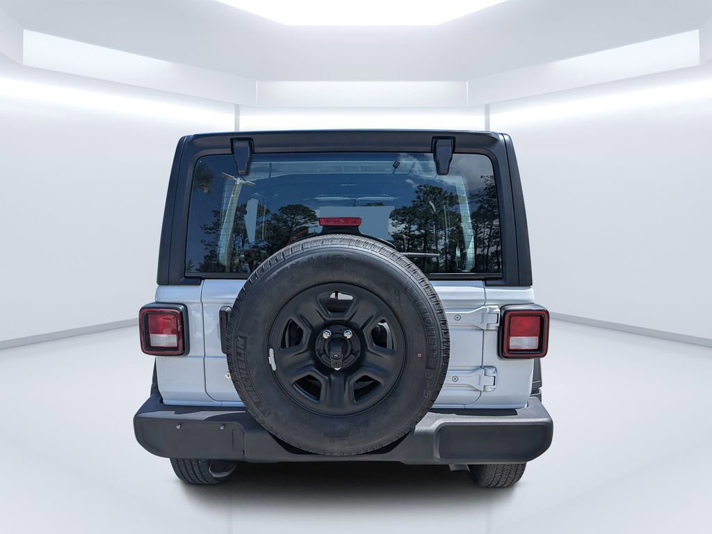 Used 2022 Jeep Wrangler Unlimited Sport image 4