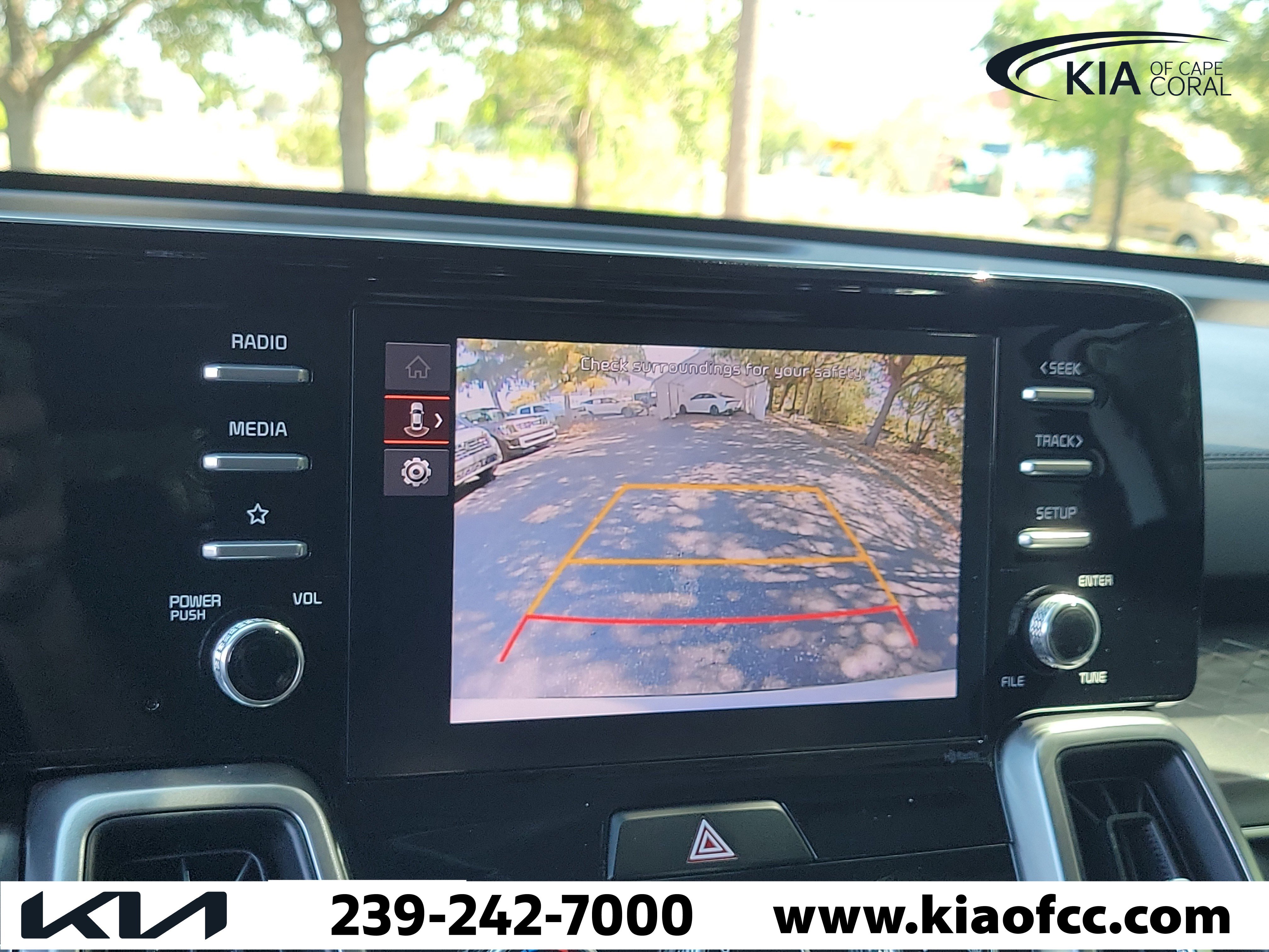 Certified 2023 Kia Sorento LX FWD image 28