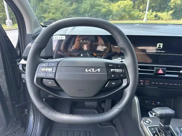 New 2026 Kia Sportage EX AWD/4WD image 9