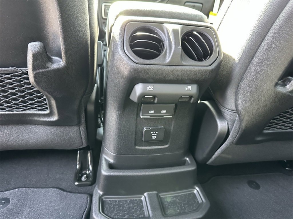 New 2025 Jeep Wrangler Sahara image 20