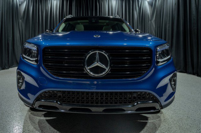 Certified 2026 Mercedes-Benz GLB 250 image 2