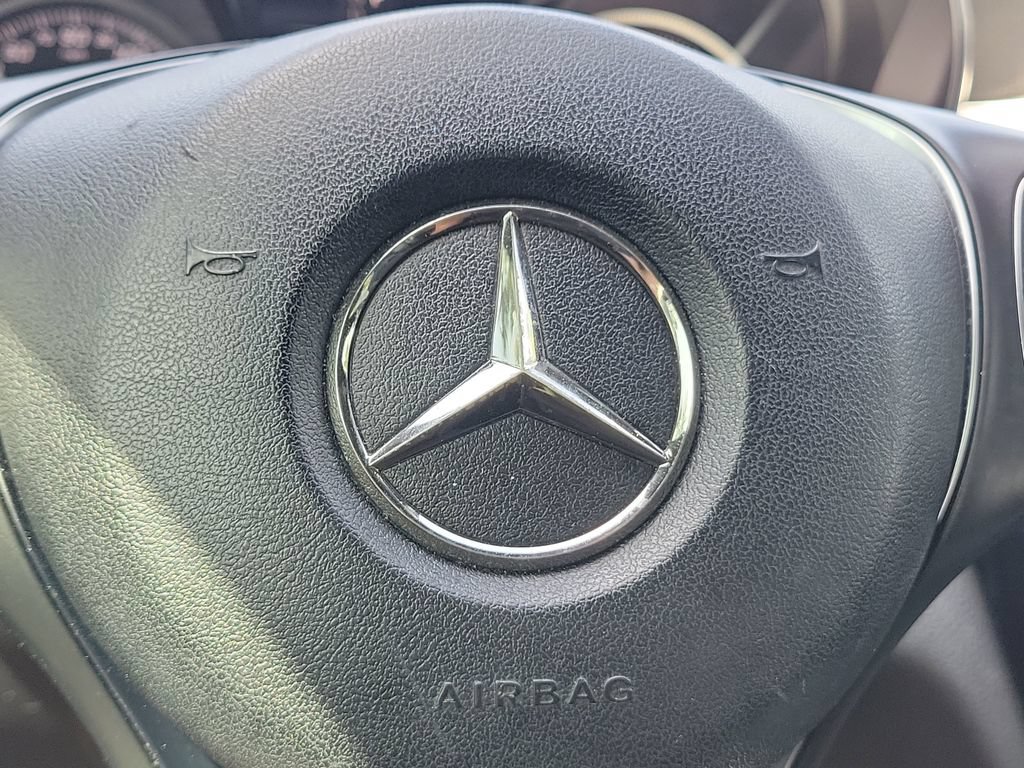 Used 2018 Mercedes-Benz C 300 Sedan image 33