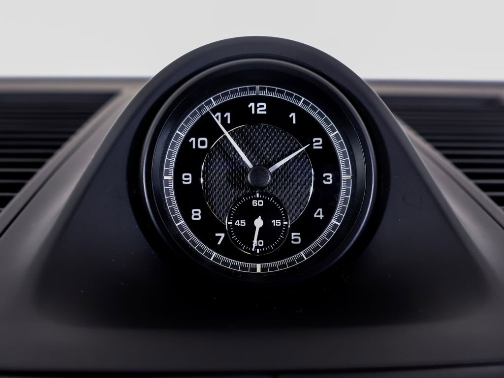 Certified 2024 Porsche Macan w/ Premium Plus Package image 15